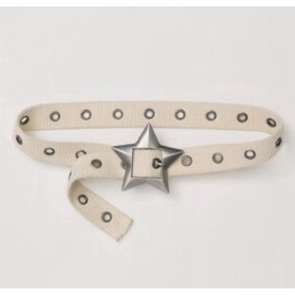 Free People Bohemian Grunge 90s Zoa Star Buckle M Hip Belt Sea Salt White NWT